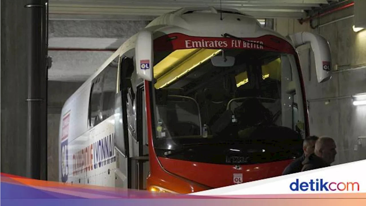 Pemerintah Prancis Kutuk Penyerangan ke Bus Lyon dan Pelatihnya