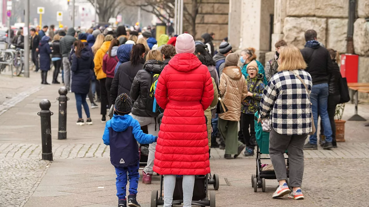  Mehr als 150 Organisationen kritisieren Debatte um Kürzung von Leistungen für Asylbewerber