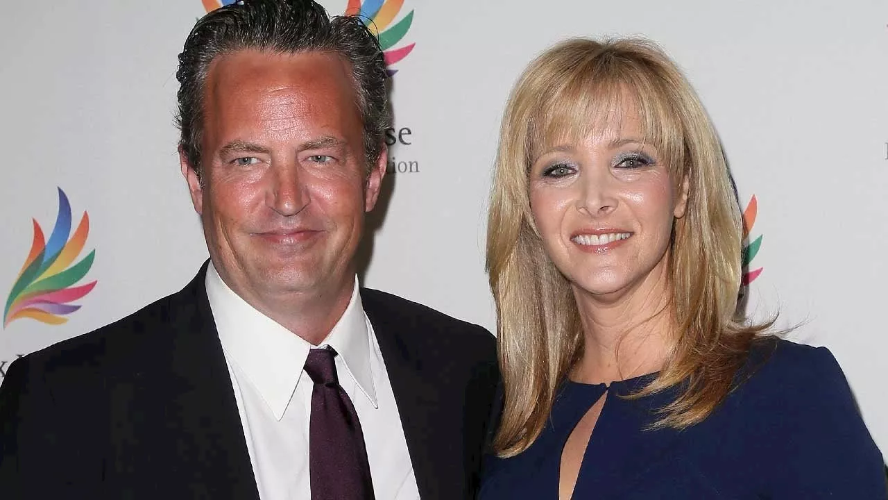 'Friends' Star Lisa Kudrow Said Matthew Perry 'Survived Impossible Odds' in Forward to His Memoir