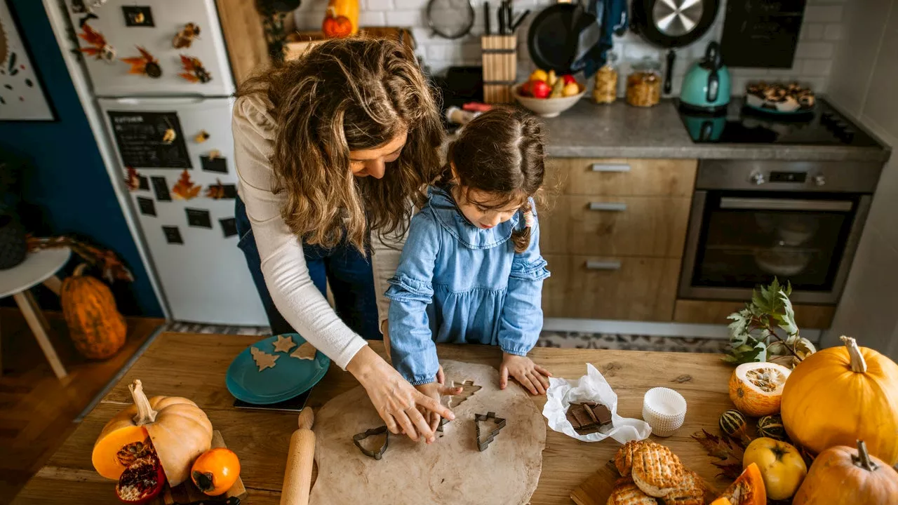 The Best Early Amazon Black Friday Deals on Kitchen Essentials for Easy Holiday Cooking