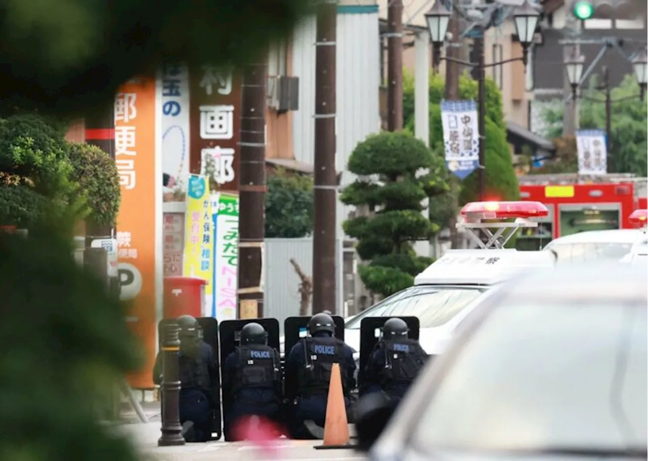 Suspected gunman takes hostages in post office in Japan’s Warabi