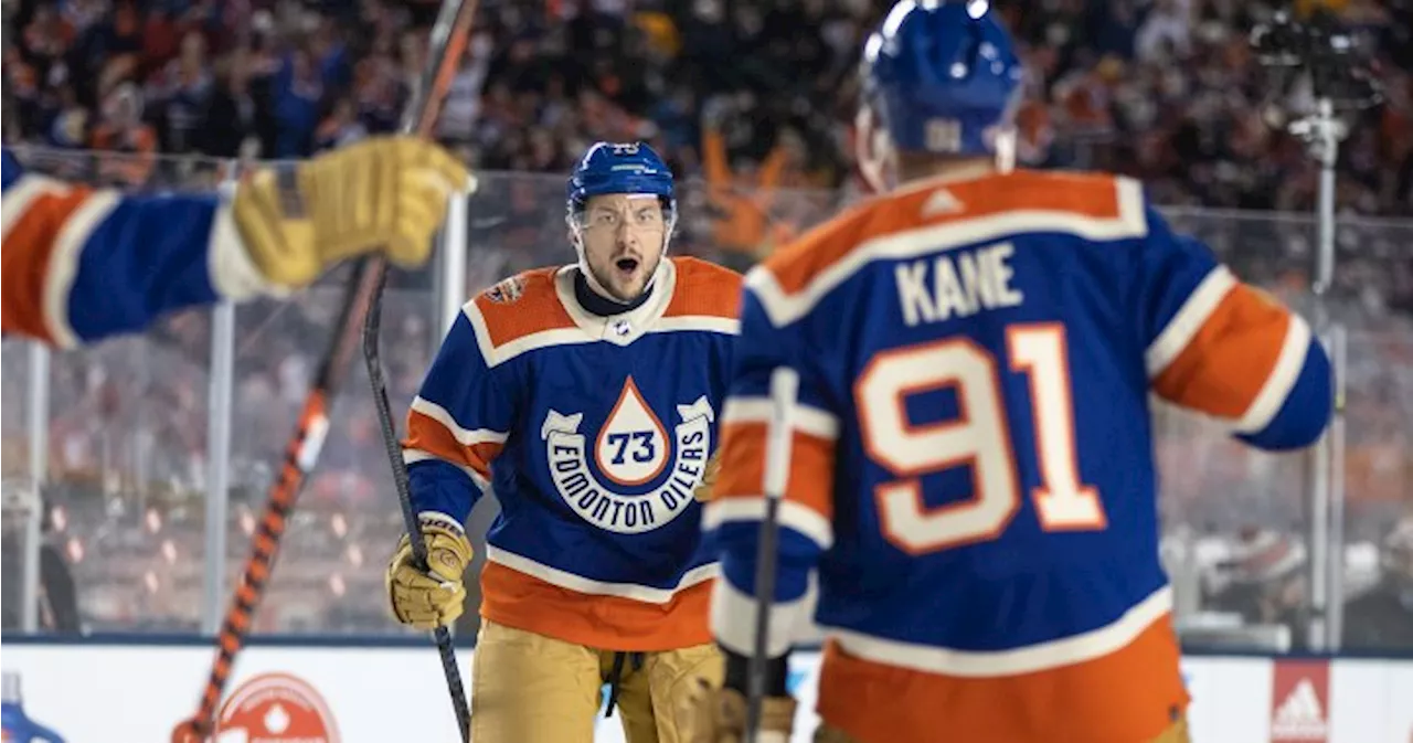 Edmonton Oilers Win Heritage Classic 5-2 over Calgary Flames