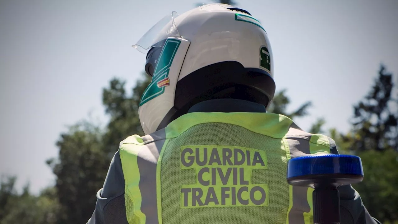 Sorprenden a un hombre que iba al examen de conducir en Cádiz conduciendo un coche