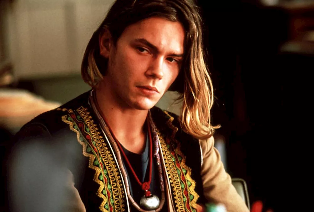 30 anni senza River Phoenix: quella maledetta notte al Viper Room che ha segnato una generazione