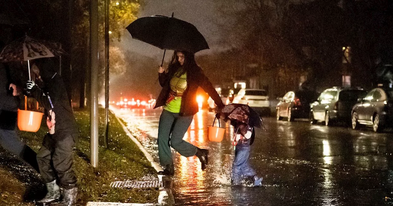 Trick-or-treaters in for wet and rainy night with Met Éireann Halloween forecast