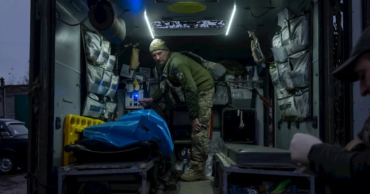 Irish medics training Ukrainians on frontline to perform emergency care