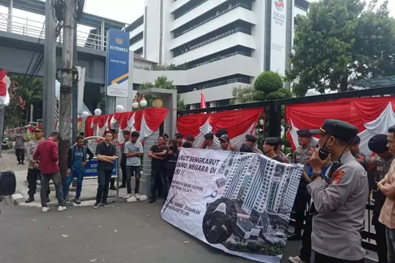 Aliansi Pergerakan Mahasiswa dan Masyarakat Indonesia (APMMI) Tuntut Usut Masalah Uang Negara di LPEI