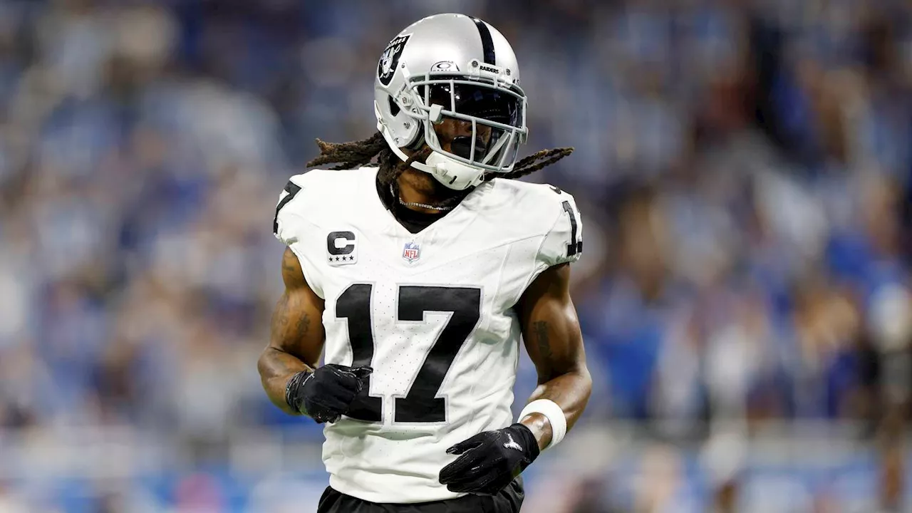 Raiders WR Davante Adams had 1 catch, slammed helmet down during loss: 'Frustration'