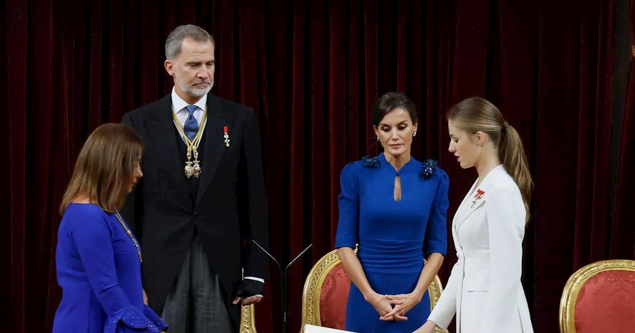 La princesse Leonor de Bourbon jure fidélité à la Constitution