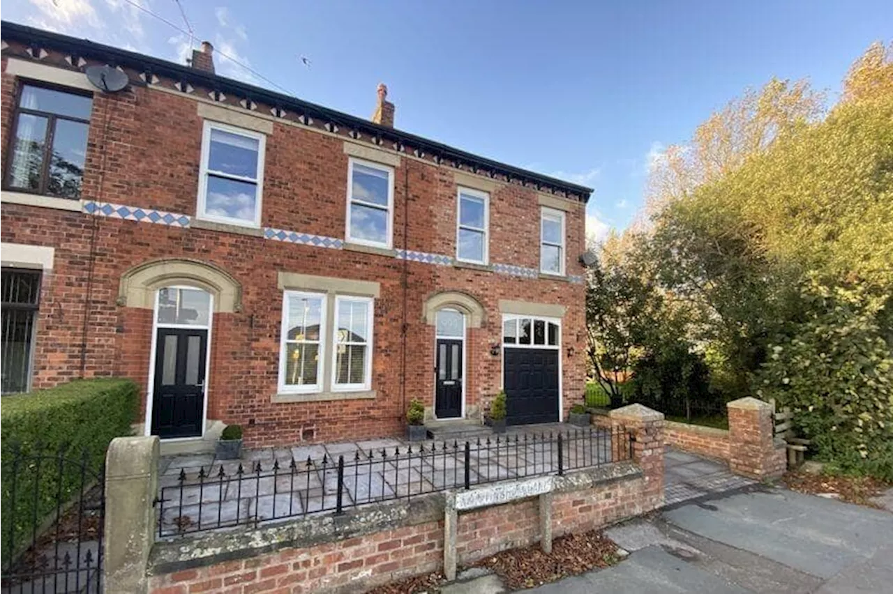 Spectacular Five-Bed Terraced Home in Whittingham