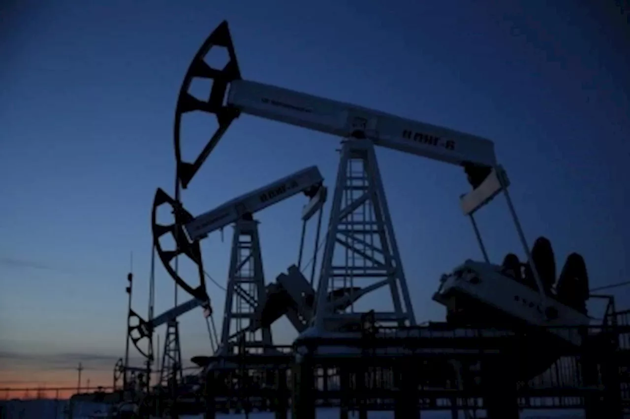 Oil slumps on easing fears of Mideast regional war