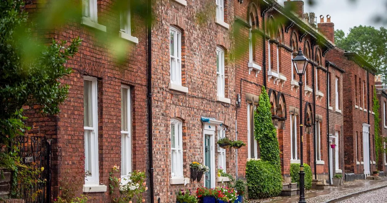 Houses Selling Fast in Greater Manchester