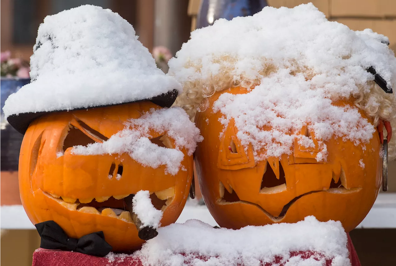 Halloween snow timing: What to expect and when as first snow of season hits Chicago