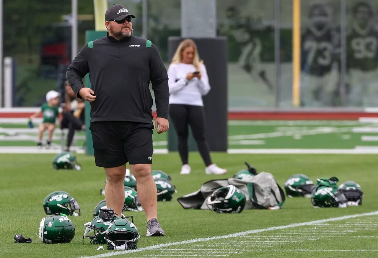 Jets make no deals before trade deadline: Did Joe Douglas miss an opportunity?