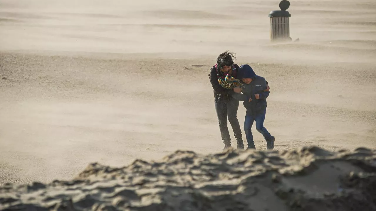 Donderdag code geel in groot deel van het land door storm Ciarán