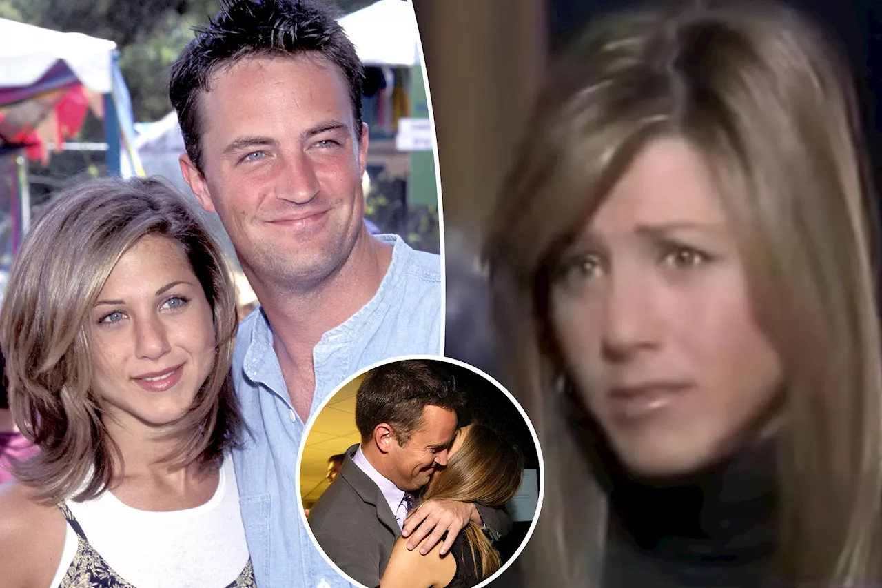 Jennifer Aniston sobbed over thought of 'losing' Matthew Perry in 2004