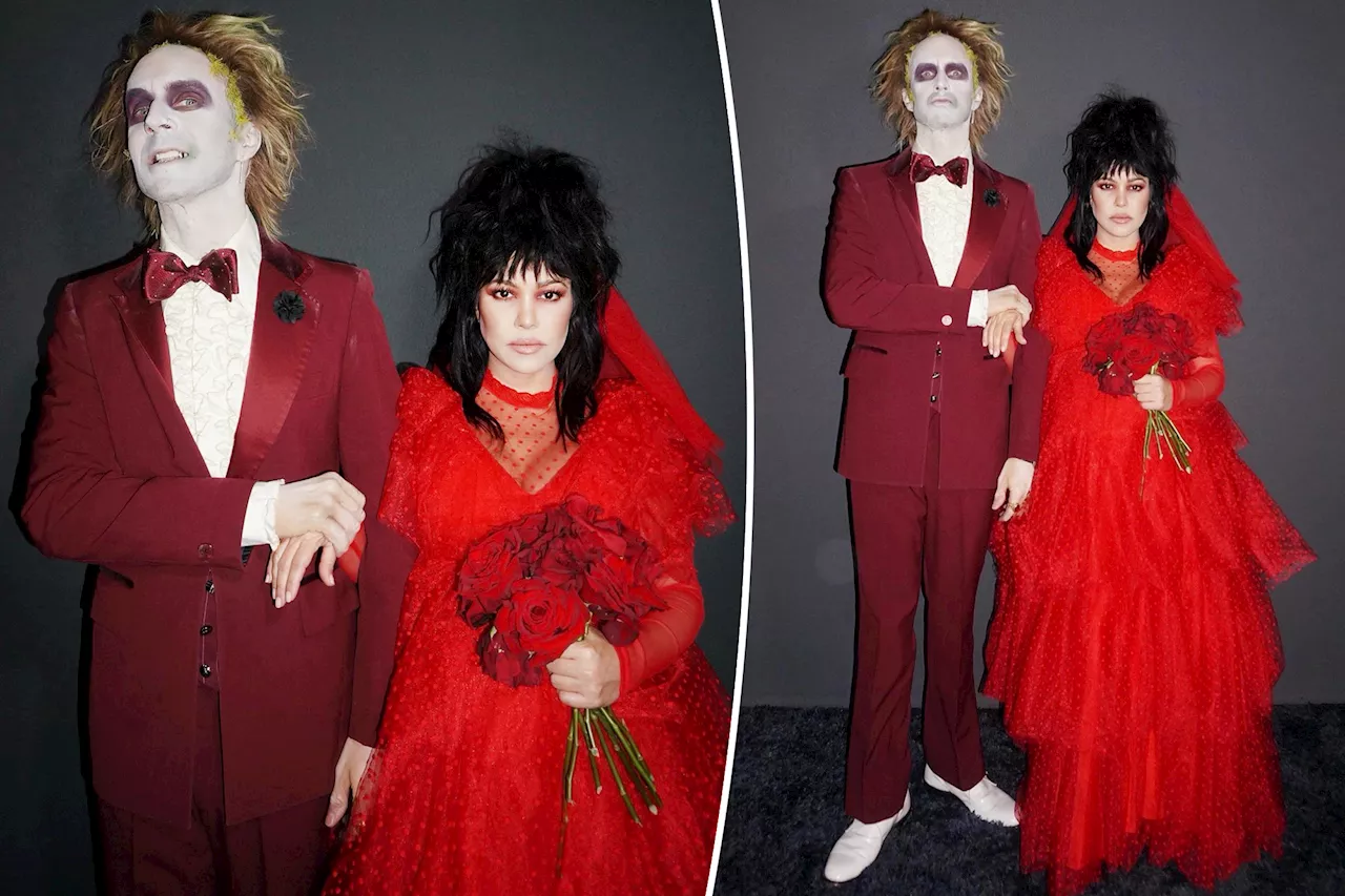 Pregnant Kourtney Kardashian, Travis Barker await baby in 'Beetlejuice' Halloween costumes