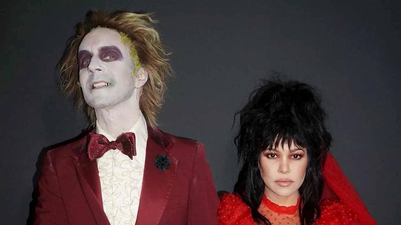 Travis Barker und Kourtney schocken im 'Beetlejuice'-Stil