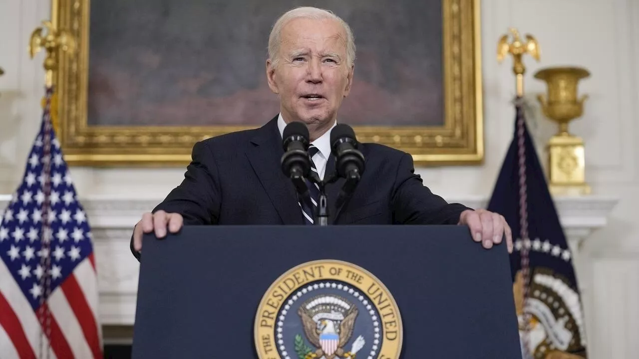 Biden veut que les États-Unis montrent la voie dans la régulation de l'intelligence artificielle