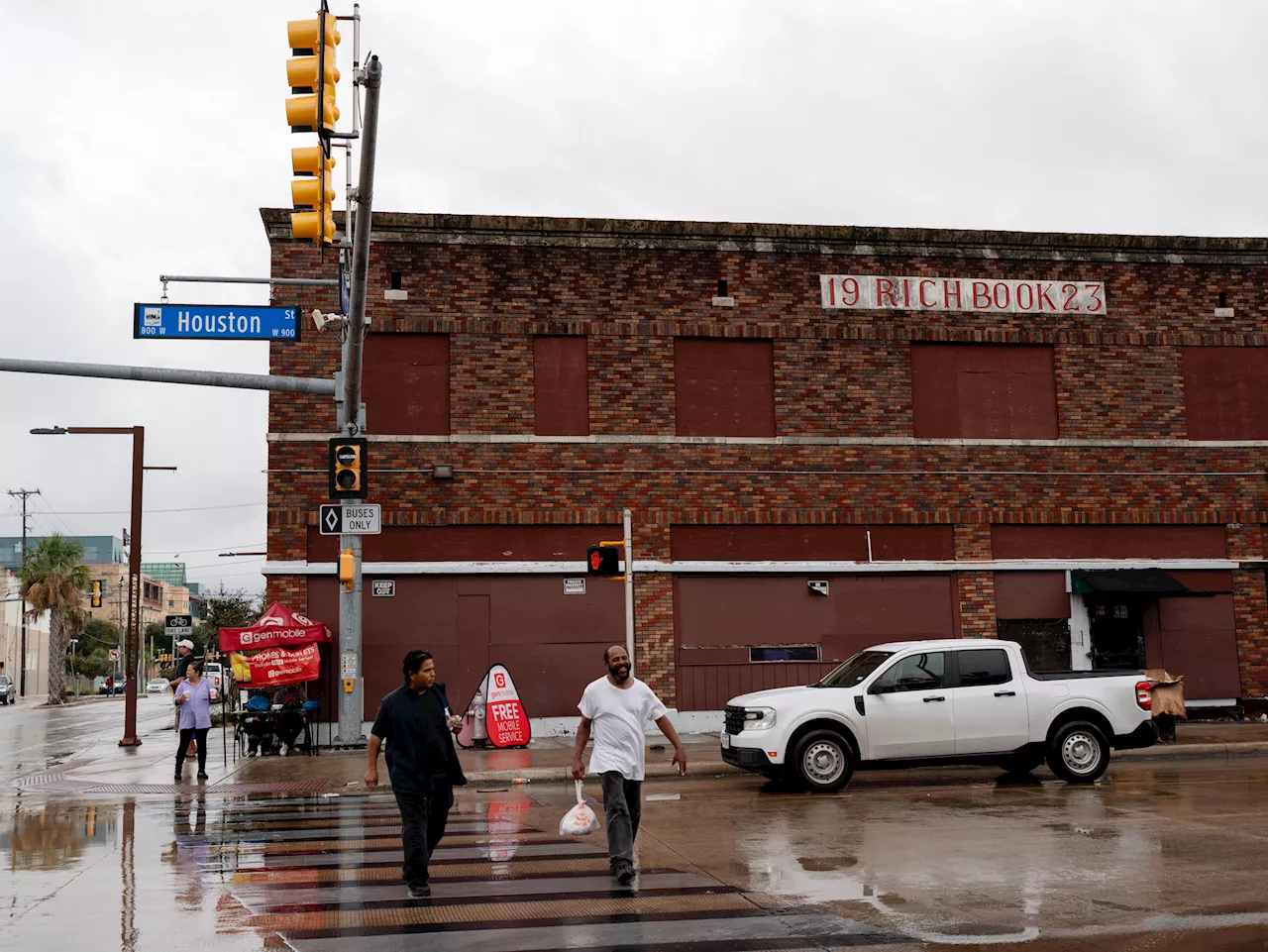 Developer David Adelman again seeks to demolish historic building on West Side