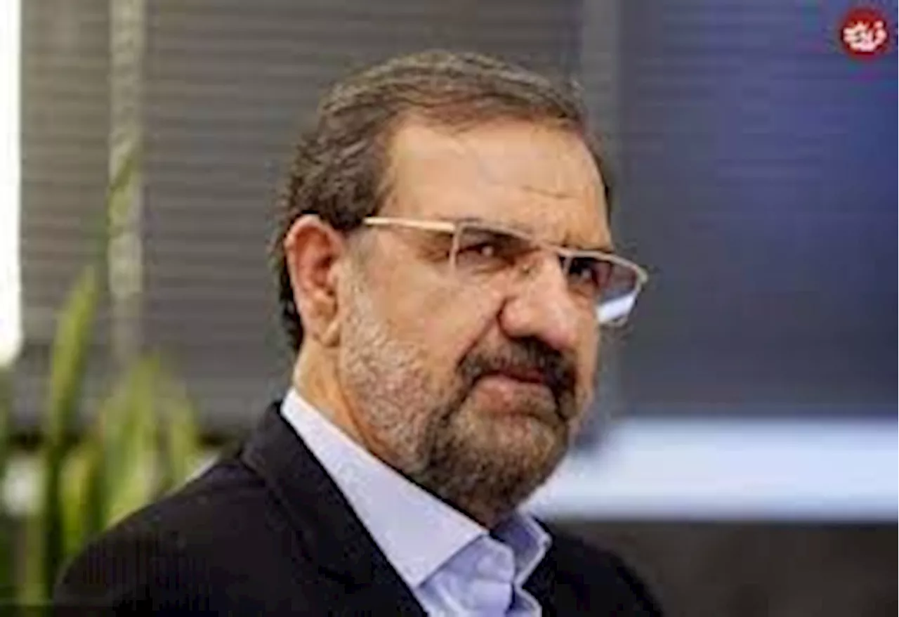 استایل محسن رضایی با لباس نظامی در گفتگو با شبکه تلویزیونی الجزیره