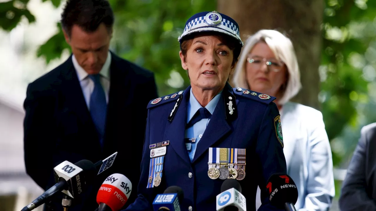 Pay boost to entice more cops to join NSW police