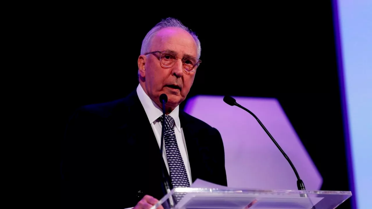 Prime Minister questions Paul Keating's absence from joint statement condemning Hamas attack