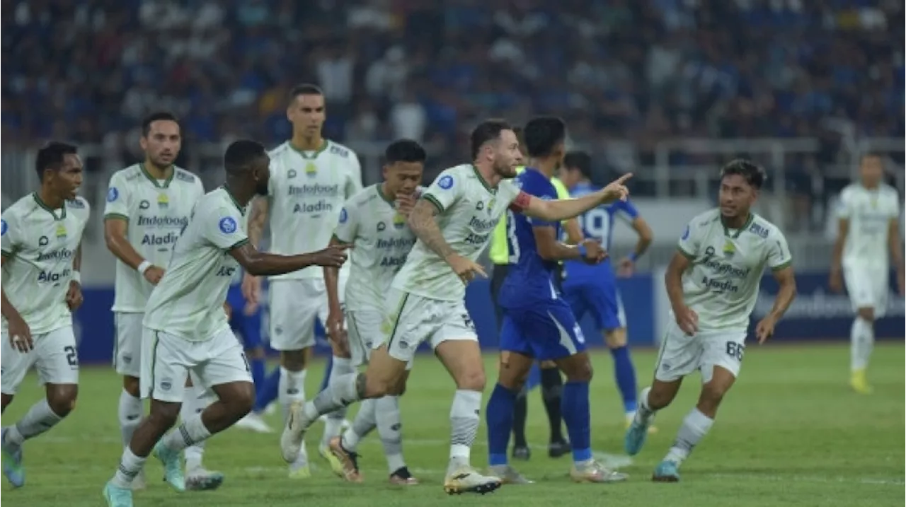 Bukan Cuma Marc Klok, Dodo Juga Absen Perkuat Persib di Markas Madura United