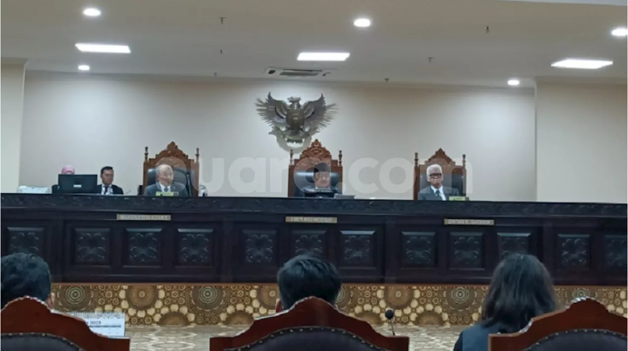 Di Sidang MKMK, Denny Indrayana: Putusan MK Jadi Mega Skandal Mahkamah Keluarga