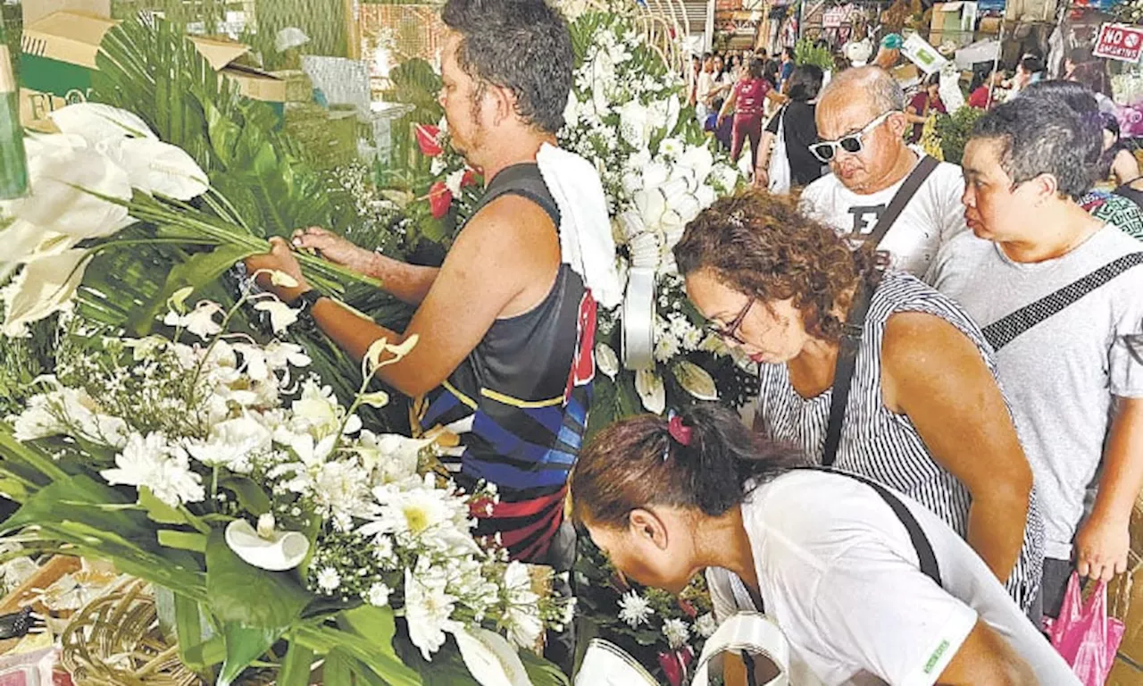 All eyes on flowers at Carbon market