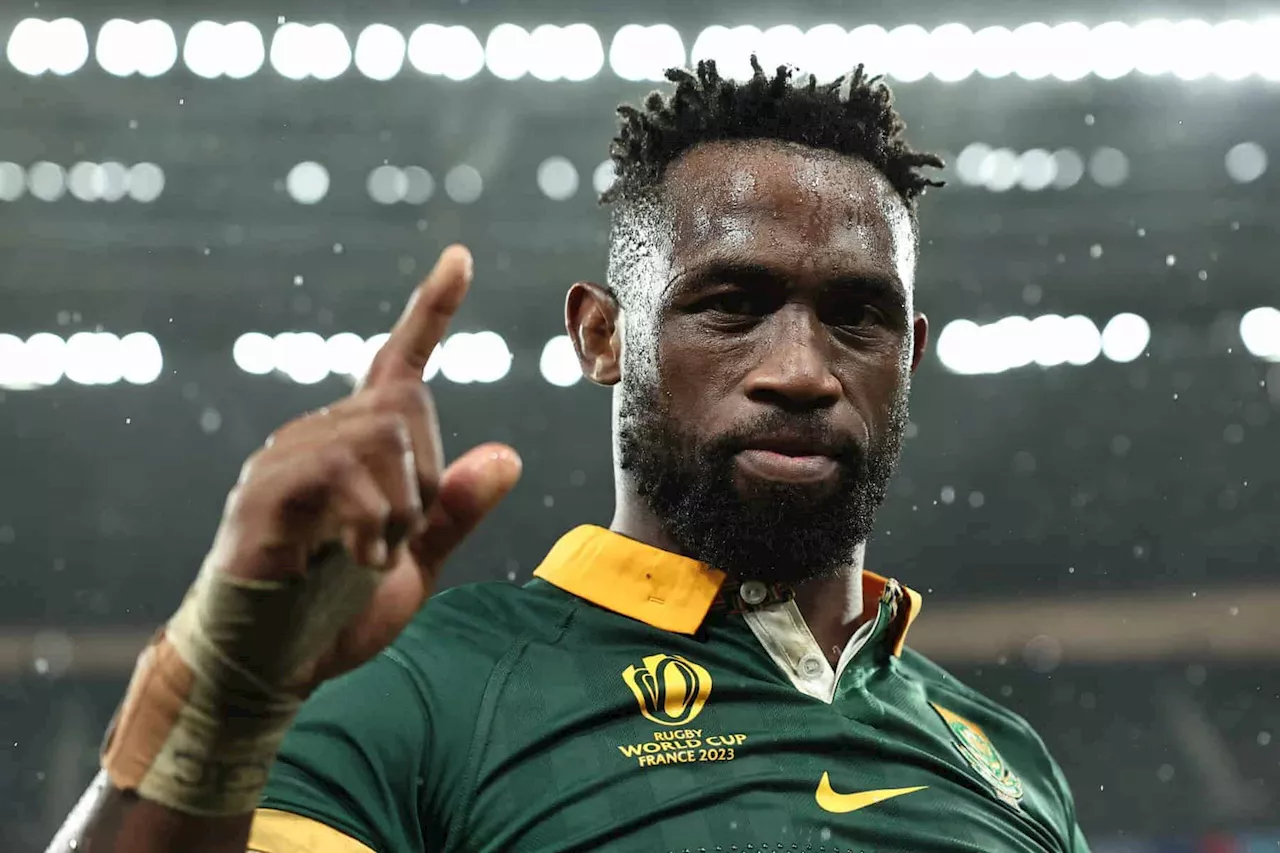 WATCH: The moment Siya Kolisi arrived back home with the World Cup