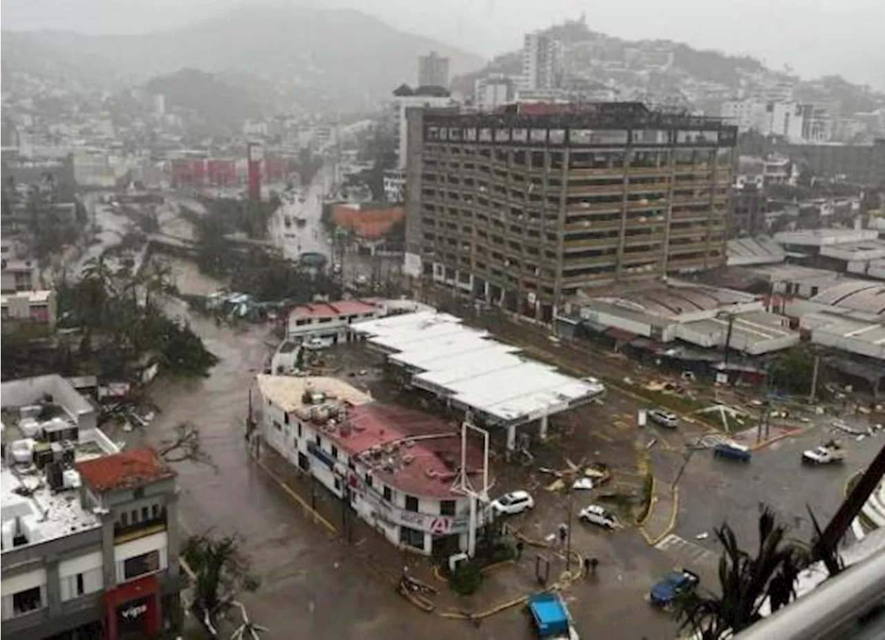 ‘Esto es un colapso total’: Acapulco tras el paso del huracán Otis