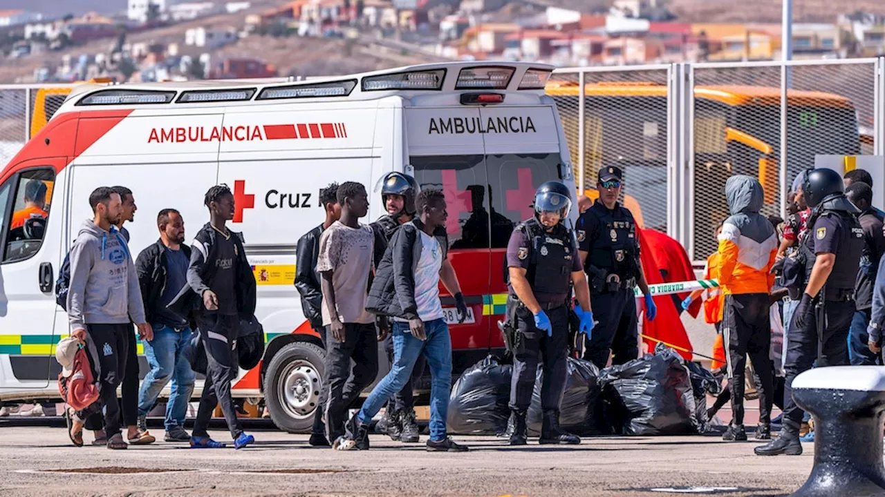 More than 500 migrants arrive on Spanish Canary Islands in 1 day