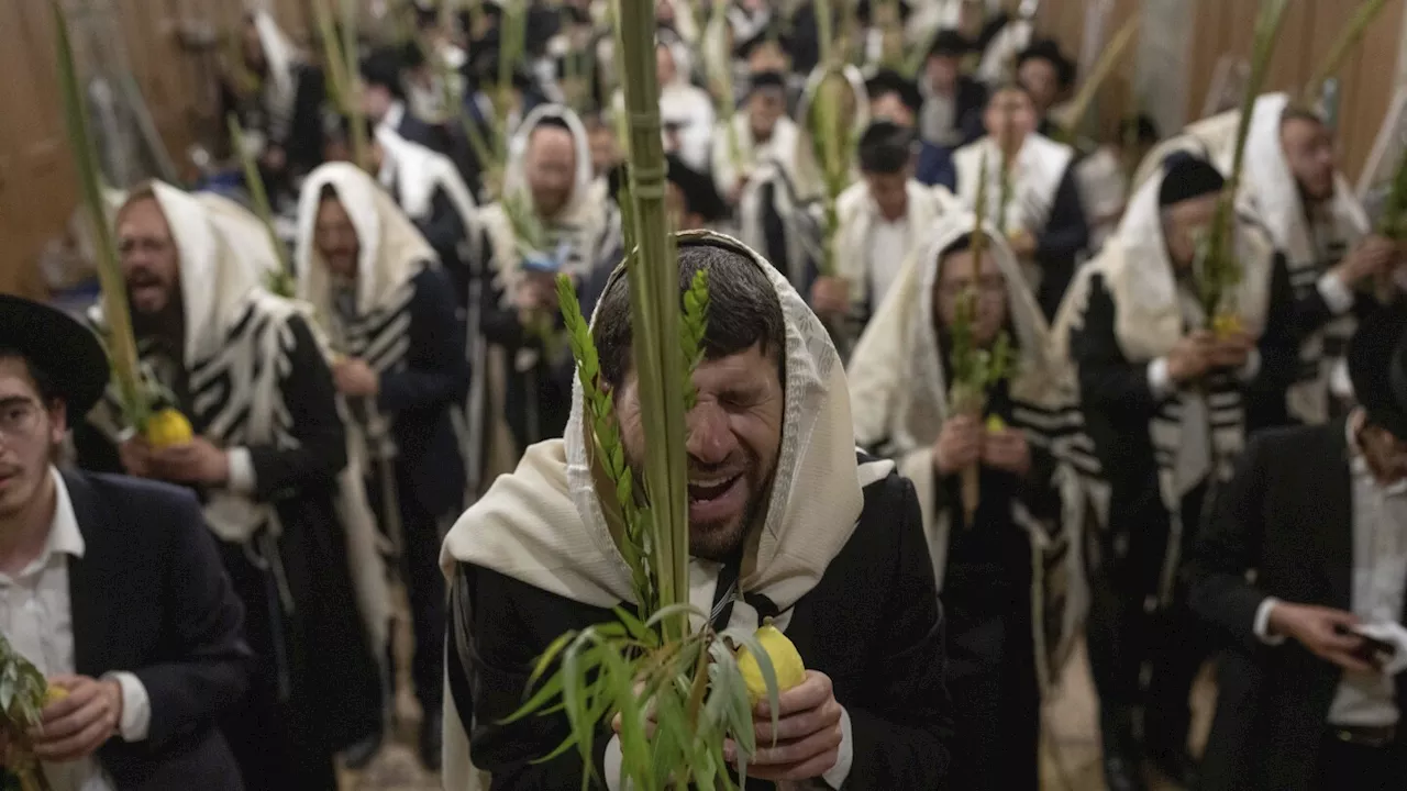 Israeli police arrest suspects for spitting near Christian pilgrims and churches in Jerusalem