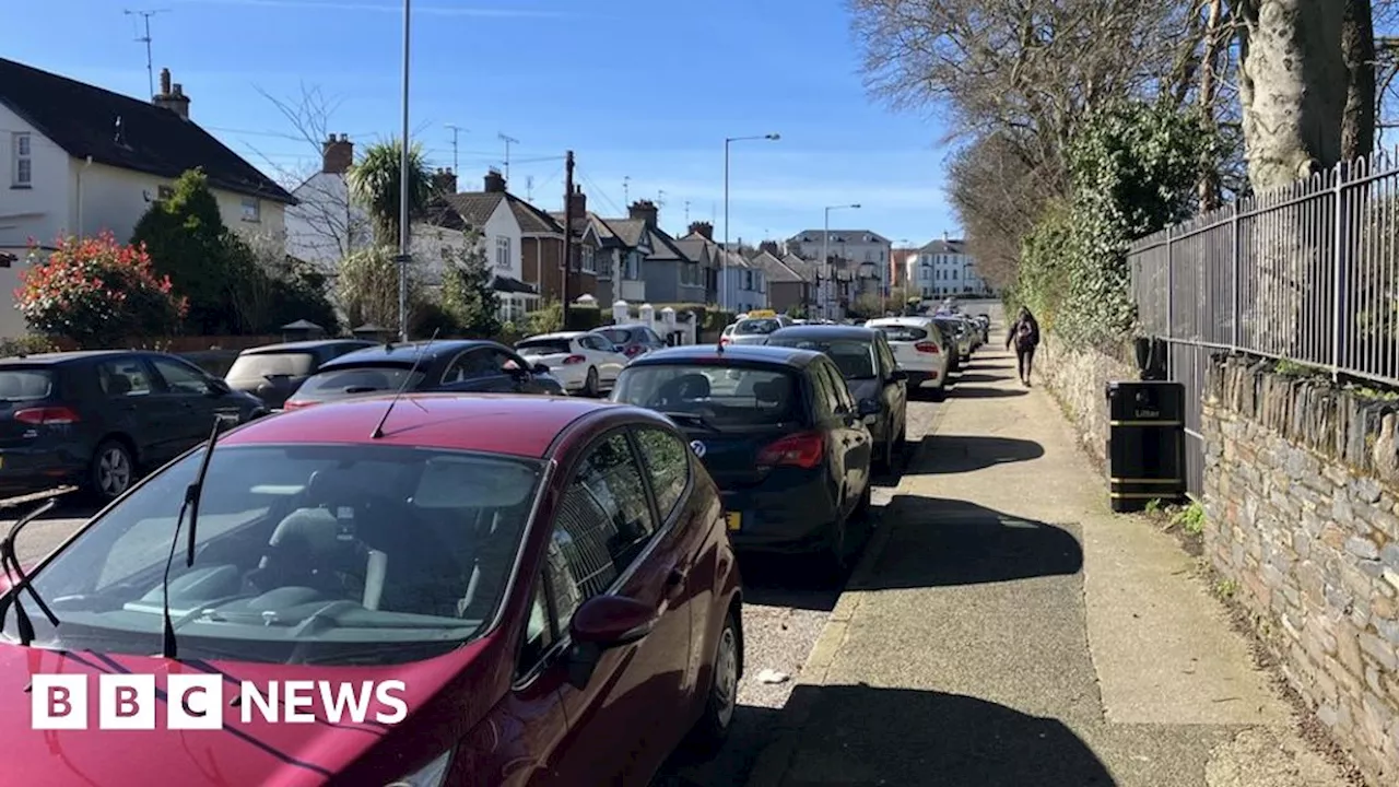 Magee campus: Derry students told to 'park legally'