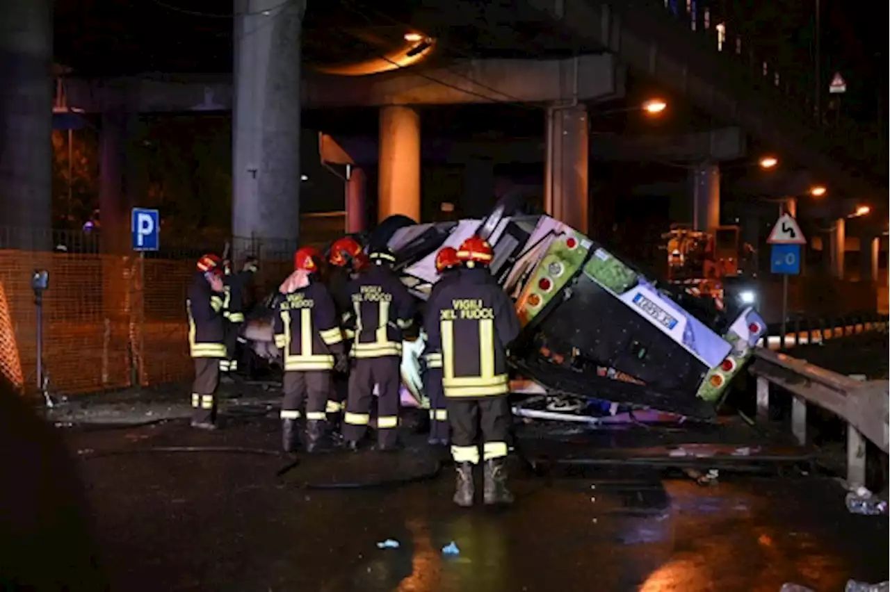 Accident de bus à Venise: au moins 21 morts parmi des touristes étrangers