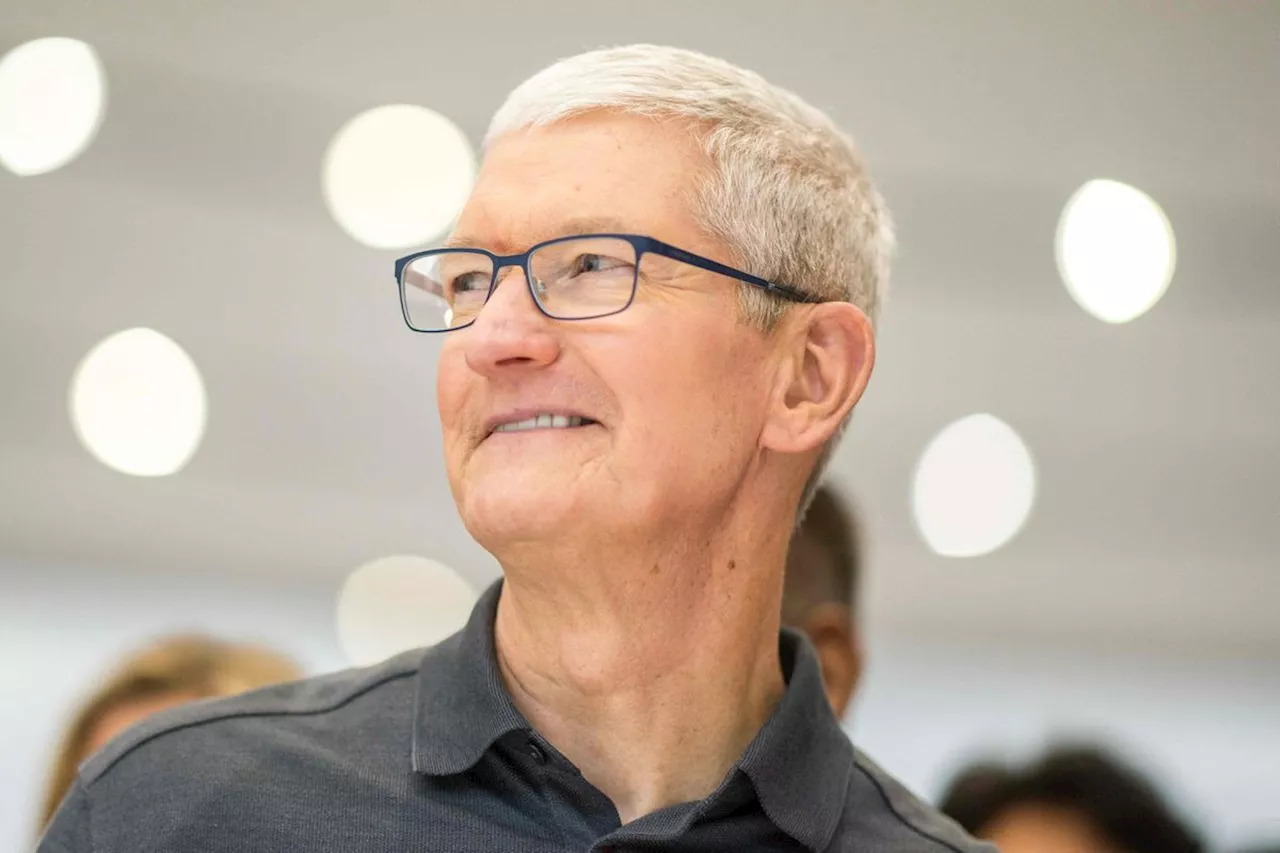 Apple CEO Tim Cook made US$41.5-million from biggest stock sale in two years