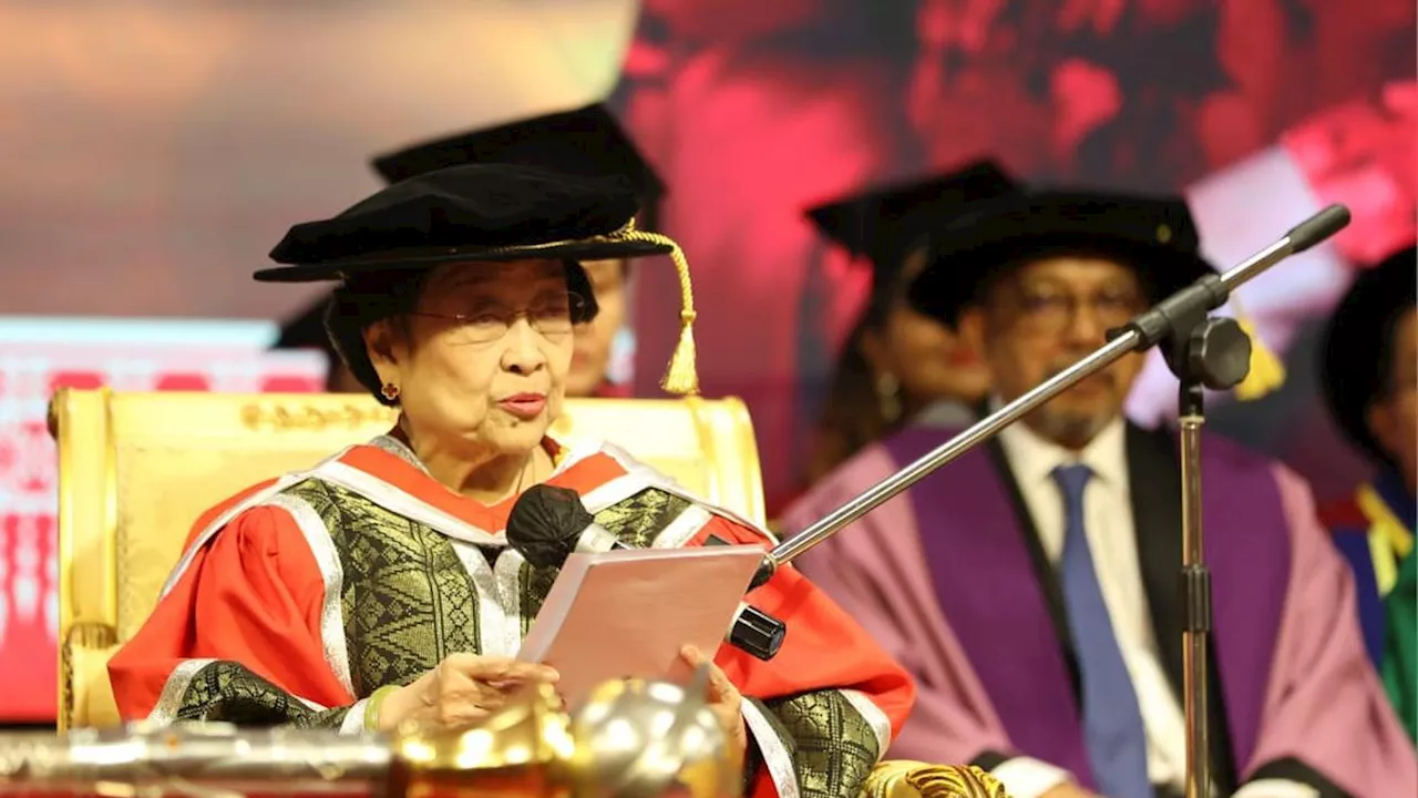 PDIP Surabaya Bangga Megawati Dapat Doktor Kehormatan ke-10 dari Utar Malaysia: Bukti Pengakuan Global