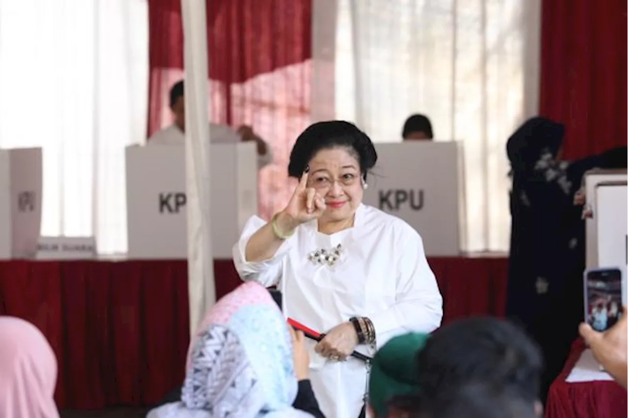 Megawati Sering Bertemu Khofifah dan Mahfud, Kandidat Kuat Cawapres?