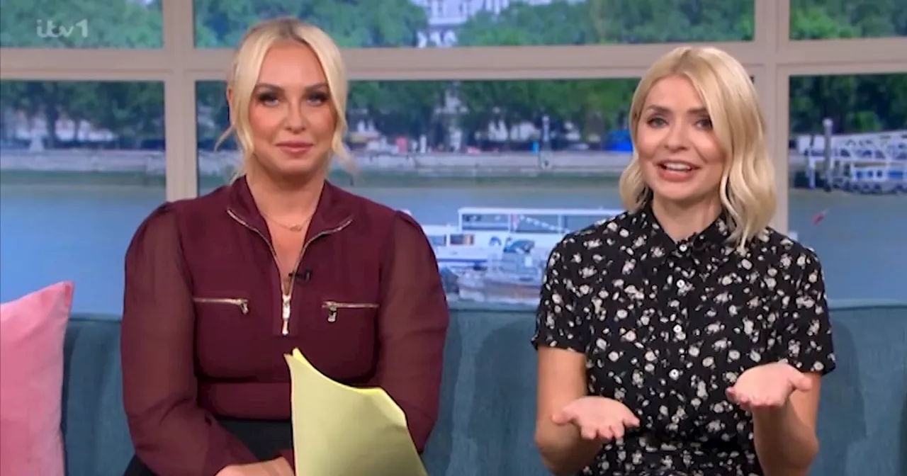 Holly Willoughby struggles as she issues This Morning apology to Shirley Ballas