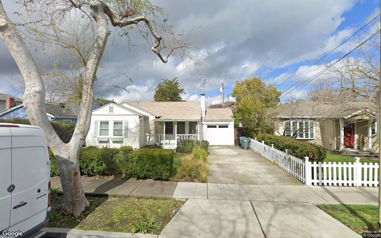 Single family residence sells in Palo Alto for $2.7 million