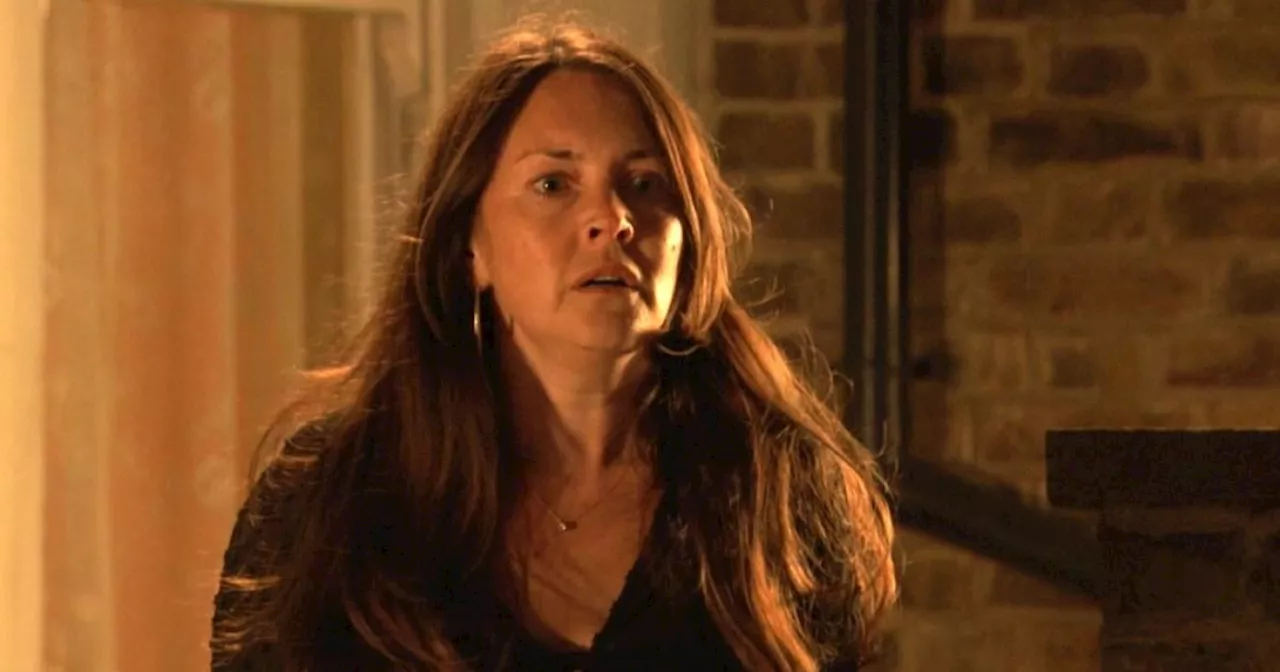 Stacey caught hunting for murder weapon to save Freddie in EastEnders