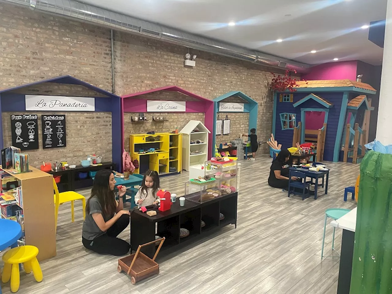 This bilingual playroom in Logan Square helps families maintain Spanish language, embrace heritage