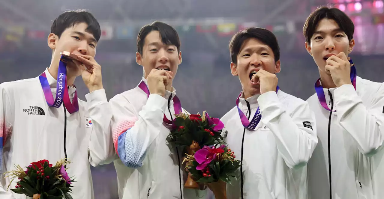 남자 400m 계주, 37년 만의 메달... 김국영 '뜨거운 안녕'