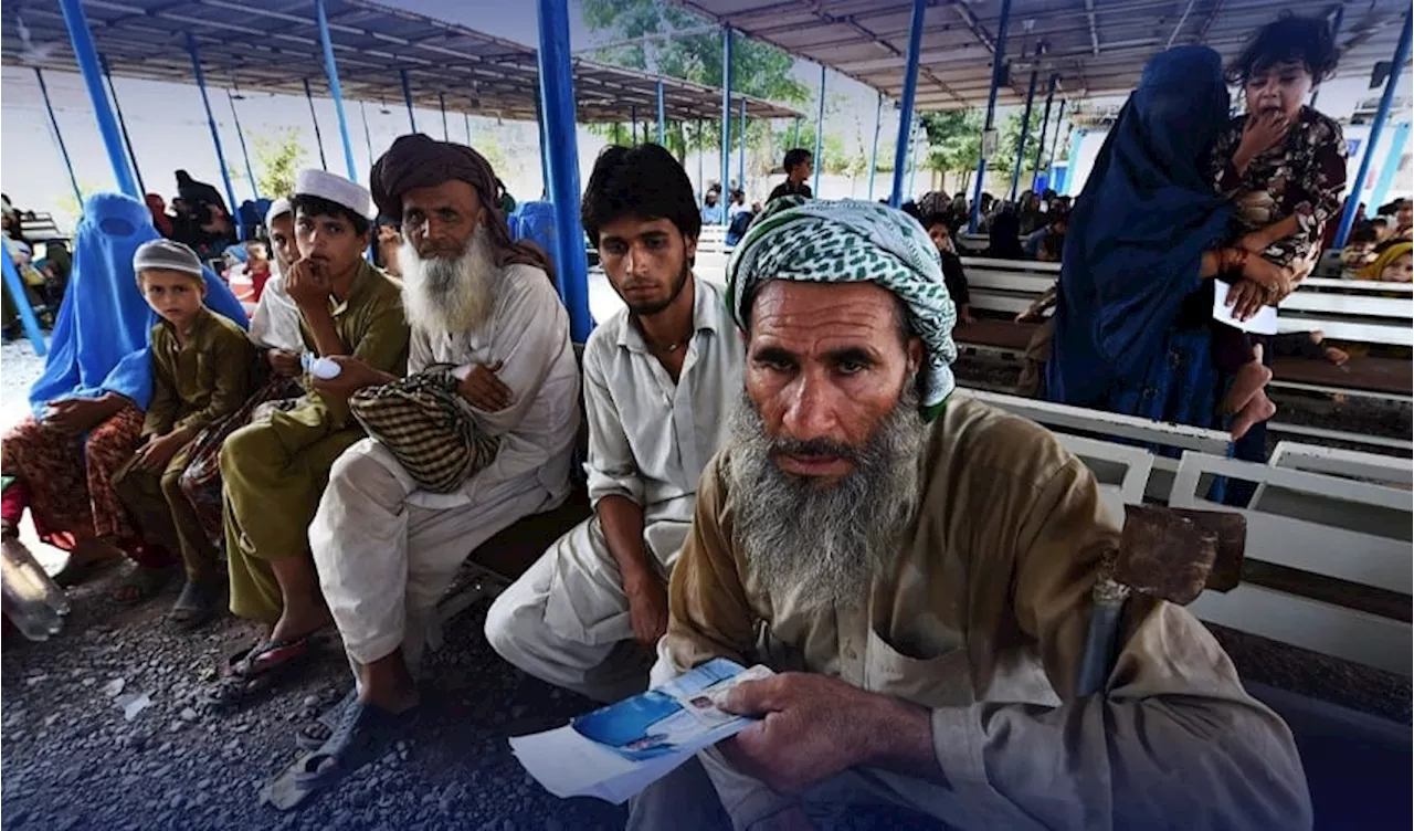 Pakistan accelerates geotagging of illegal Afghan immigrants