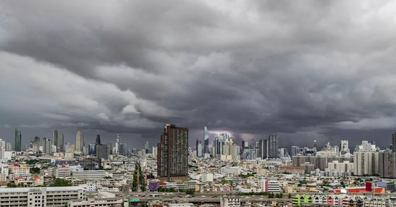 สภาพอากาศวันนี้ กรมอุตุฯ เตือน ฝนตกหนัก 44 จังหวัด กทม.อ่วมแน่ 80%