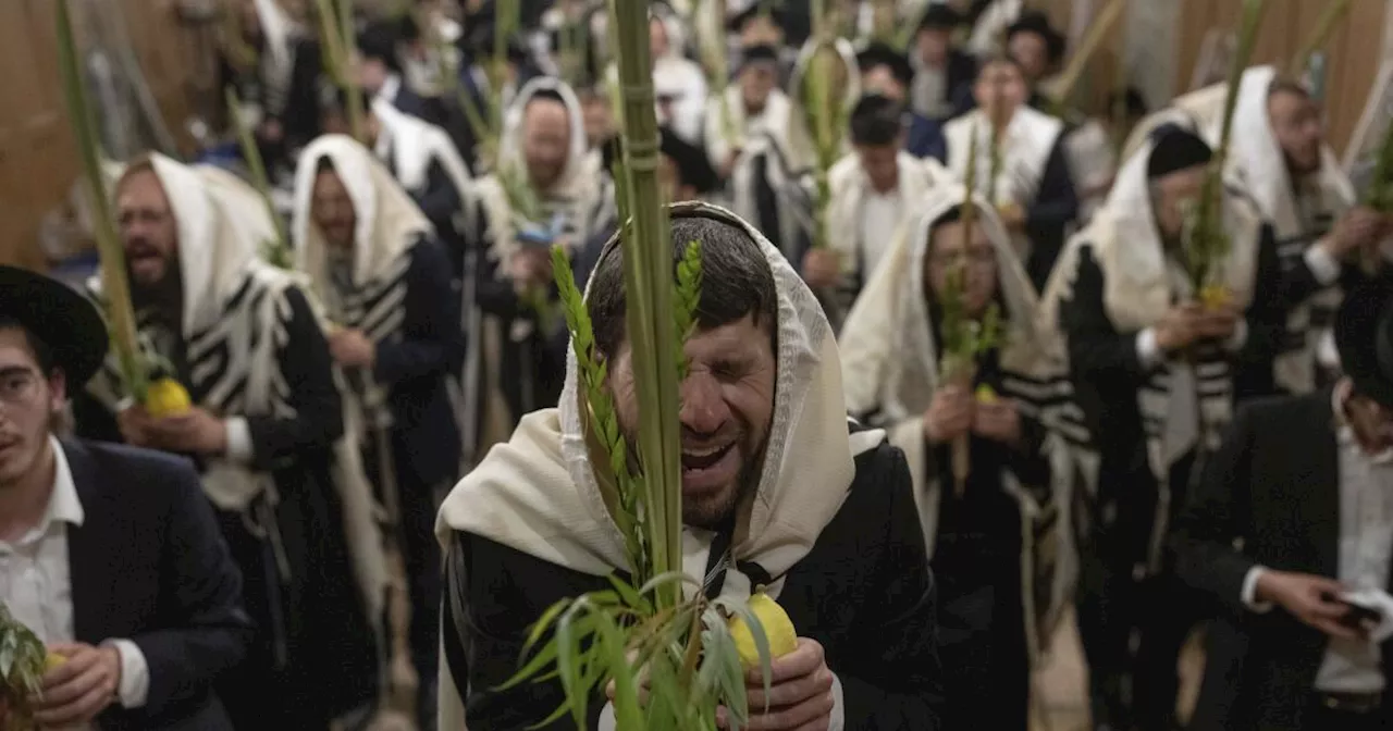 Israeli police arrest suspects for spitting near Christian pilgrims and churches in Jerusalem