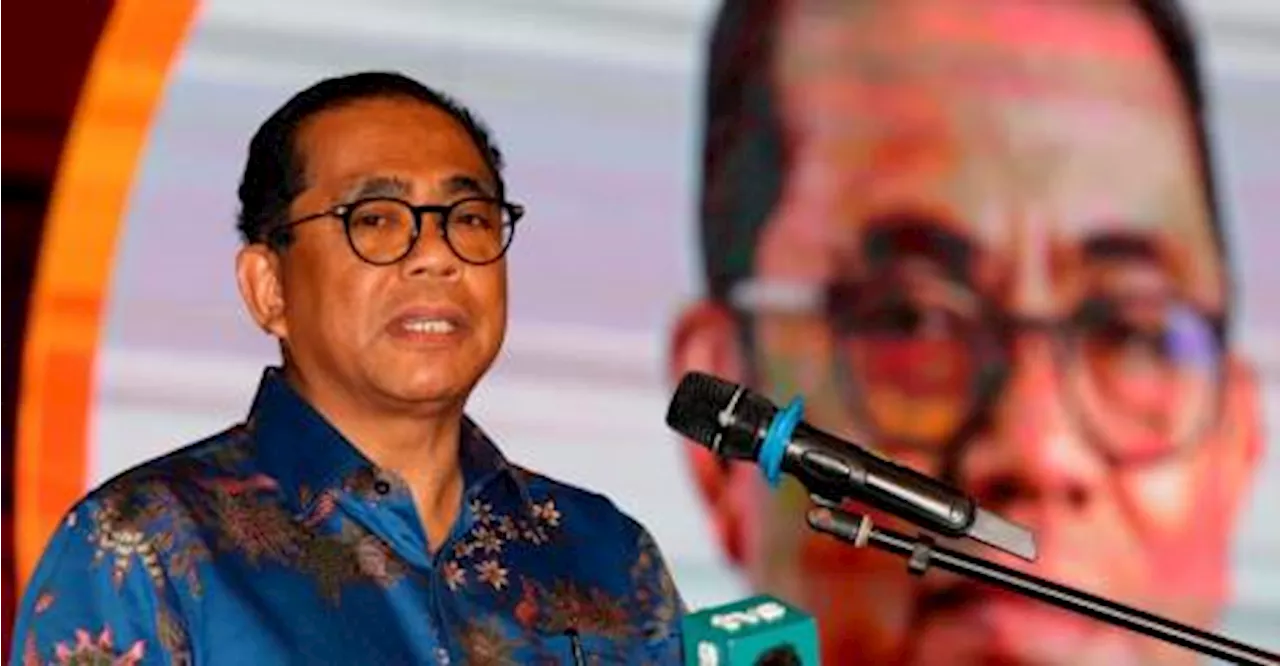 Mohamed Khaled: Mesyurat Kabinet tidak bincang rombakan, jawatan