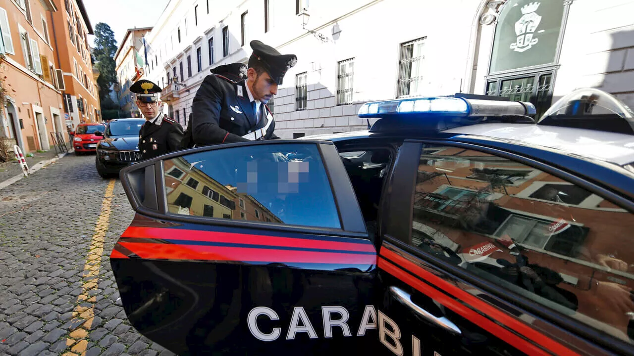 Abusa della figlia della compagna: arrestato