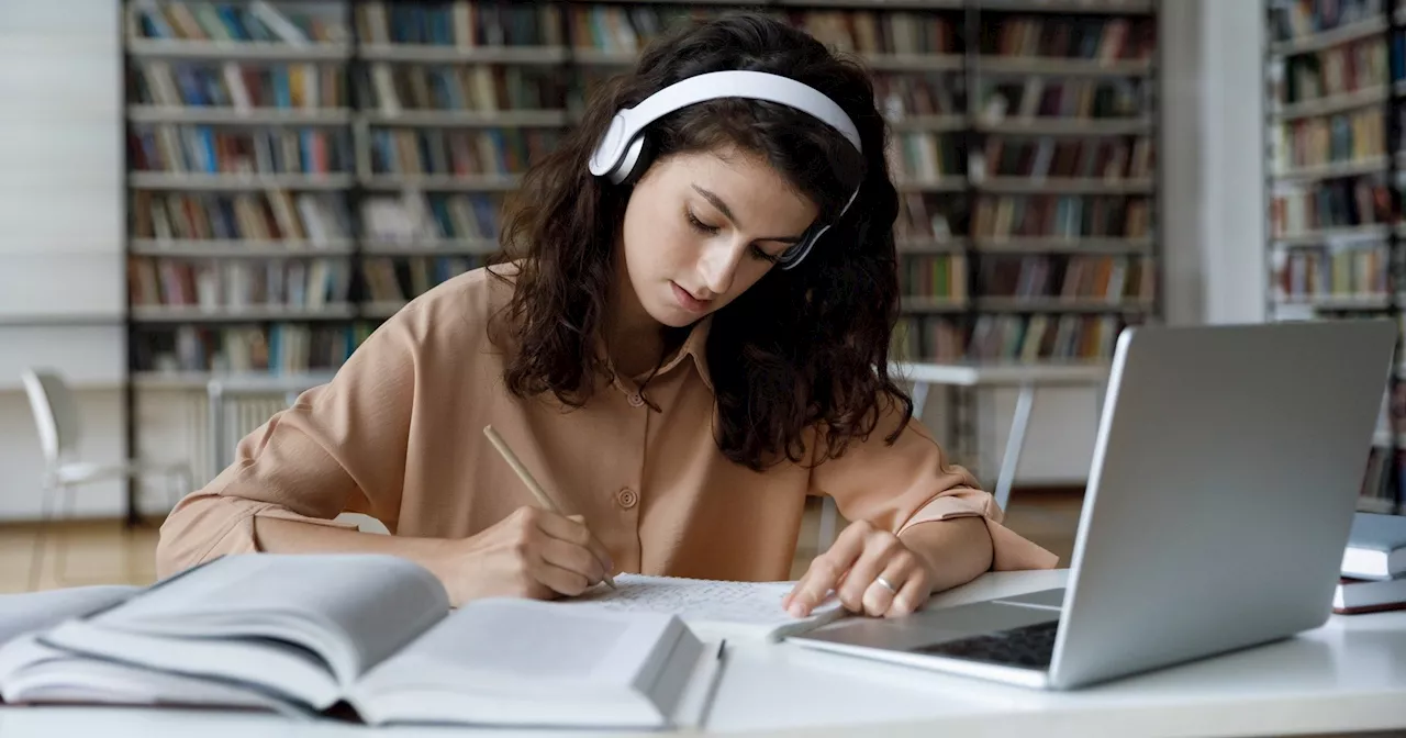 How to Write a College-Application Essay That Stands Out